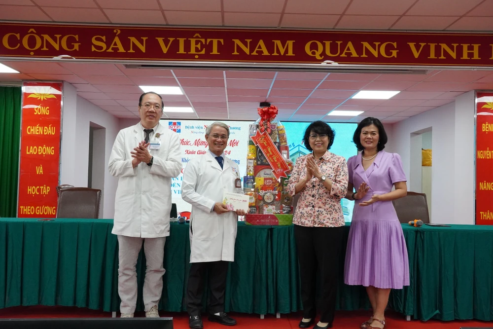 bà tô thị bích châu