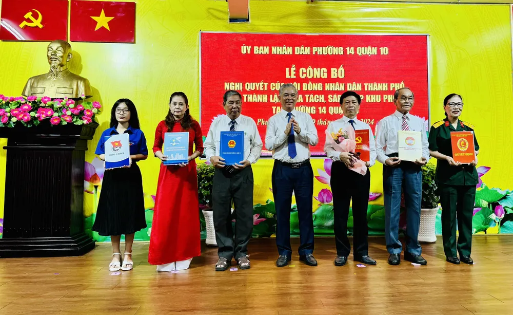 Phường, xã, thị trấn tại TP.HCM lần lượt công bố việc lập mới, sáp nhập khu phố, ấp