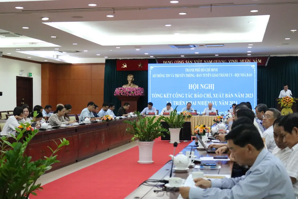 Toàn cảnh hội nghị chiều 19-4. Ảnh: THANH TUYỀN TP.HCM: Không để các cơ quan báo chí giảm sức chiến đấu vì sắp xếp lại-tphcm-tong-ket-hoat-dong-bao-chi.JPG