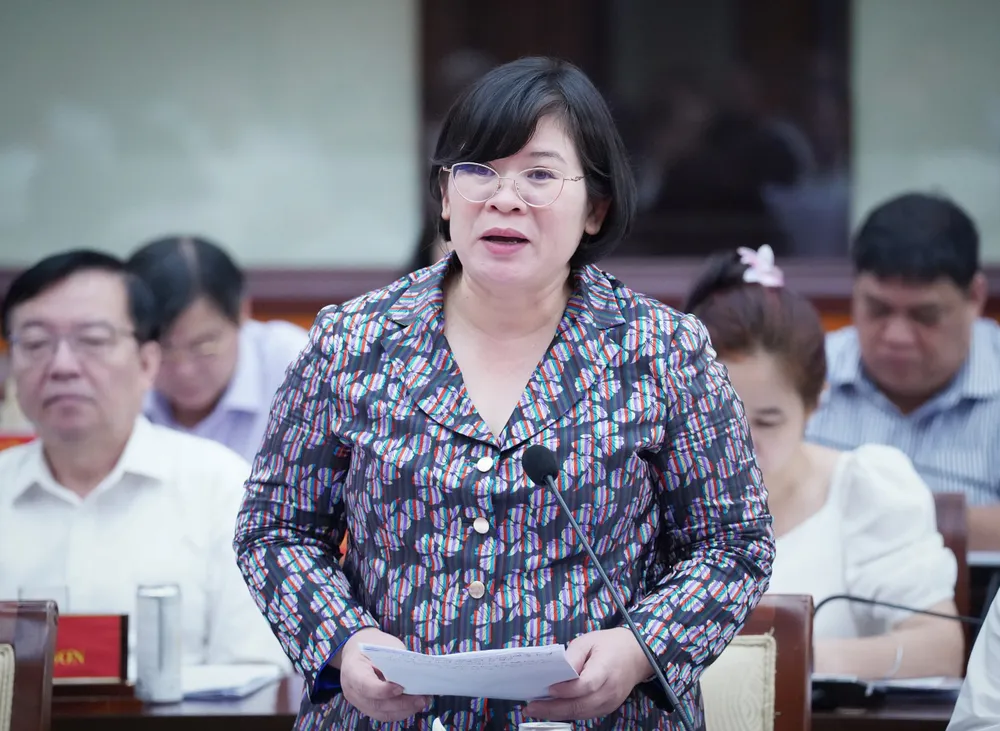 Bí thư Thành ủy TP.HCM: Không có người đứng đầu nào muốn xử lý cấp dưới của mình-van-thi-bach-tuyen-tham-quyen-nguoi-dung-dau.jpg