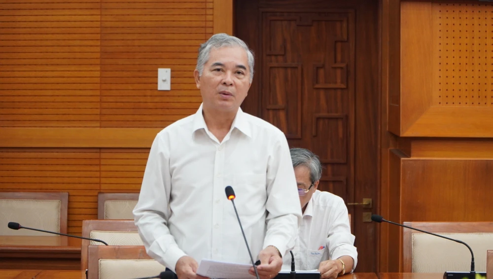 Trưởng Ban Nội chính Thành ủy TP.HCM Ngô Minh Châu cho biết trong sáu tháng đầu năm 2024, Ban Chỉ đạo phòng, chống tham nhũng, tiêu cực TP.HCM đã ban hành các chương trình về phòng, chống tham nhũng, tiêu cực. Ảnh: THANH TUYỀN TP.HCM kiến nghị bổ sung thêm chức danh Phó Chủ tịch Hội đồng định giá tài sản-ban-chi-dao-phong-chong-tham-nhung-tieu-cuc-giao-ban-6-thang (2).jpg