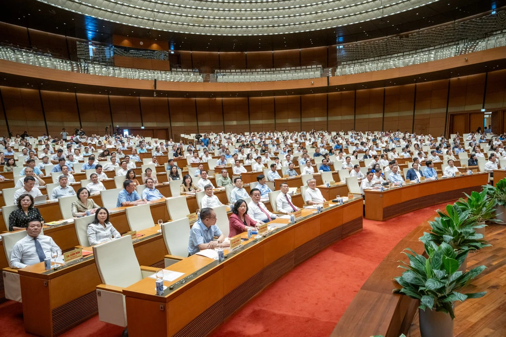 Trên 1,28 triệu cán bộ, đảng viên cả nước tham dự hội nghị quán triệt Quy định 144 và Chỉ thị 35 sáng nay. Ông Nguyễn Trọng Nghĩa: Cho từ chức, miễn nhiệm, thay thế những cán bộ bị kỷ luật, uy tín giảm sút-quan-triet-quy-dinh-144-dao-duc-cach-mang-va-dai-hoi-dang-cac-cap.jpg