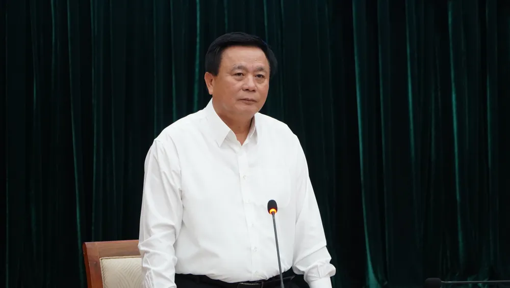 tieu-ban-van-kien-dai-hoi-XIV (3).jpg