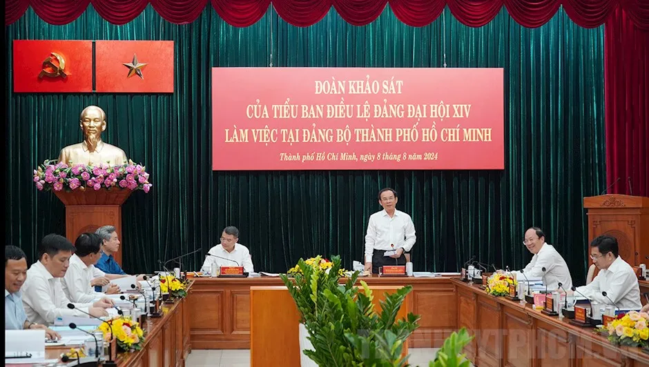Tiểu ban Điều lệ Đảng Đại hội XIV do ông Lê Minh Hưng, Ủy viên Bộ Chính trị, Bí thư Trung ương Đảng, Trưởng Ban Tổ chức Trung ương làm trưởng đoàn làm việc với Đảng bộ TP.HCM. Ảnh: Web Thành ủy TP.HCM Tiểu ban Điều lệ Đảng Đại hội XIV do ông Lê Minh Hưng làm trưởng đoàn làm việc với Đảng bộ TP.HCM-Tiểu ban Điều lệ Đảng-lam-viec-voi-dang-bo-.jpg