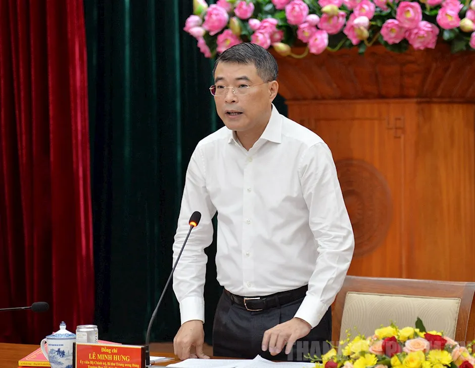 Trưởng Ban Tổ chức Trung ương Lê Minh Hưng gợi mở một số nội dung với Đảng bộ TP.HCM. Ảnh: Web Thành ủy TP.HCM Tiểu ban Điều lệ Đảng Đại hội XIV do ông Lê Minh Hưng làm trưởng đoàn làm việc với Đảng bộ TP.HCM-Tiểu ban Điều lệ Đảng-lam-viec-voi-dang-bo-tphcm (2).jpg
