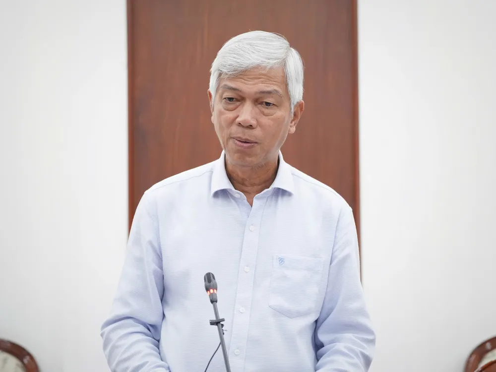 Phó Chủ tịch UBND TP.HCM Võ Văn Hoan đánh giá 1 năm thực hiện nghị quyết 98 mang lại nhiều kết quả. Ảnh: THUẬN VĂN hop-ban-chi-dao-nghi-quyet-982.jpg