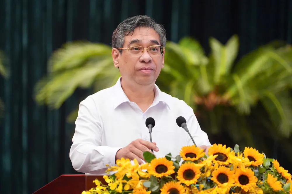 Phó Bí thư Thành ủy, chủ tịch Ủy ban MTTQ Việt Nam TP.HCM Nguyễn Phước Lộc việc phổ biến, quán triệt nội dung cuốn sách giúp cho đội ngũ cán bộ quản lý, đảng viên, công chức, viên chức TP.HCM hiểu sâu sắc hơn ý nghĩa của đại đoàn kết. Ảnh: THANH THÙY TP.HCM quán triệt cuốn sách của cố Tổng Bí thư Nguyễn Phú Trọng về đại đoàn kết toàn dân tộc-TPHCM-quan-triet-sach-TBT-Nguyen-Phu-Trong-ve-MTTQ.jpg