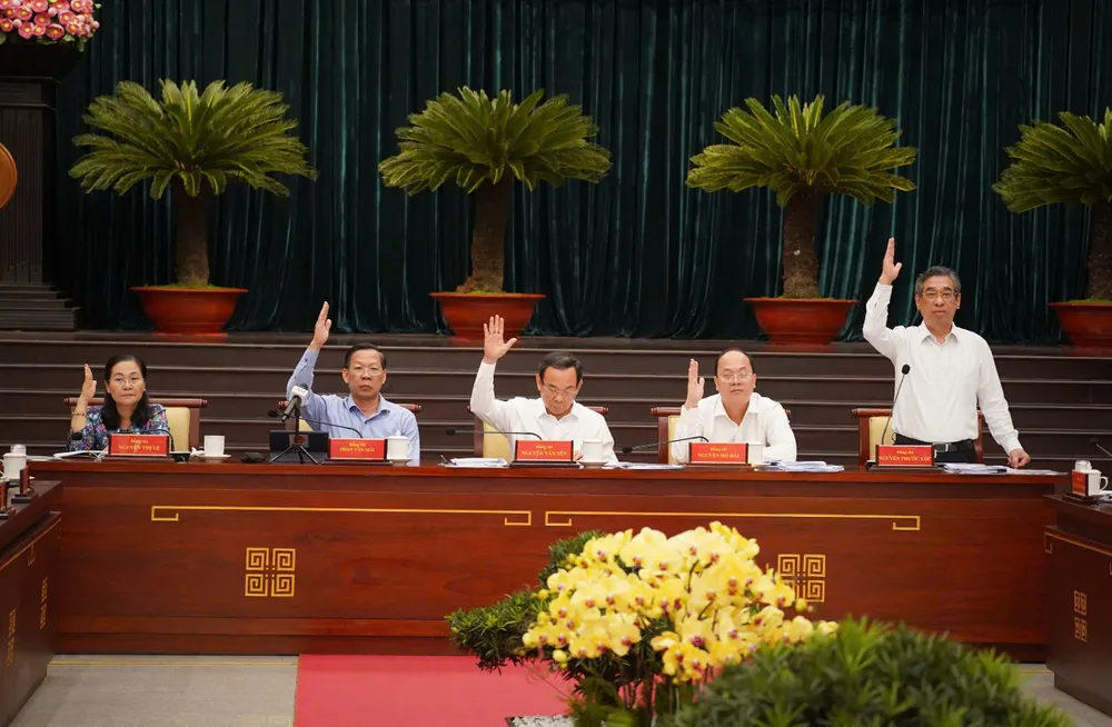 phan-cap-hoi-nghi-BCH-TPhcm (2).jpg