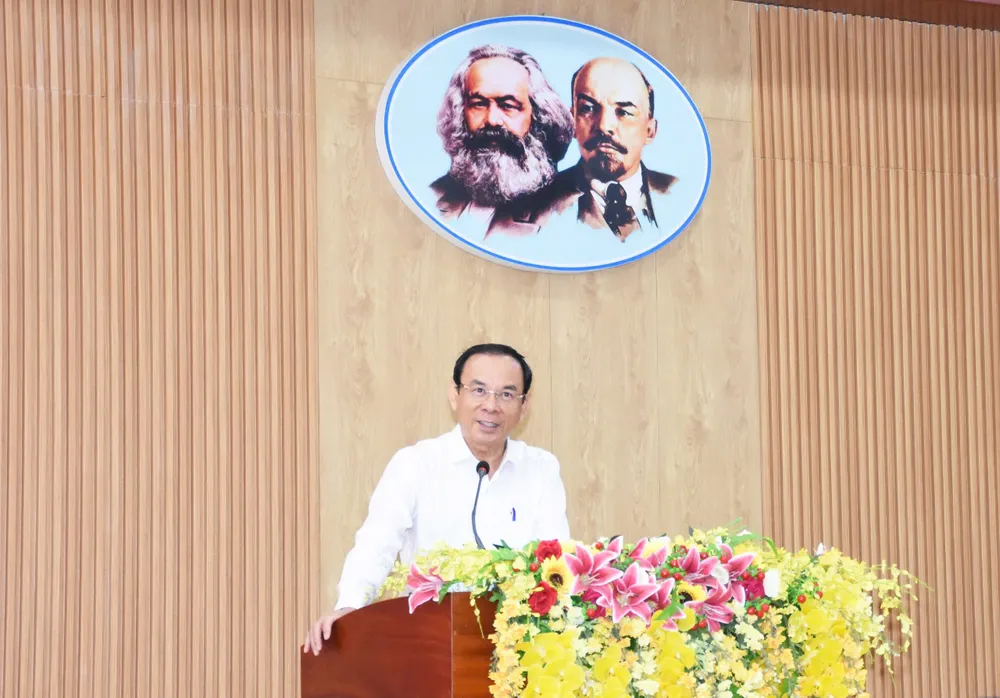 Bí thư Nguyễn Văn Nên: 'Vào hay không vào Ban chấp hành cũng phải làm đúng trách nhiệm của mình'-thanh-uy-tphcm-dao-tao-nguon-can-bo.jpg