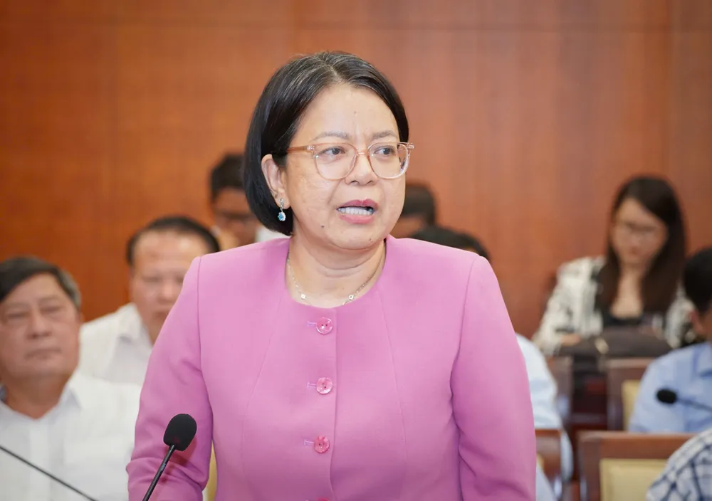 Trung tâm chuyển đổi số TP.HCM tiếp nhận 2,7 triệu hồ sơ trong 9 tháng-chuyen-doi-so-tphcm.jpg