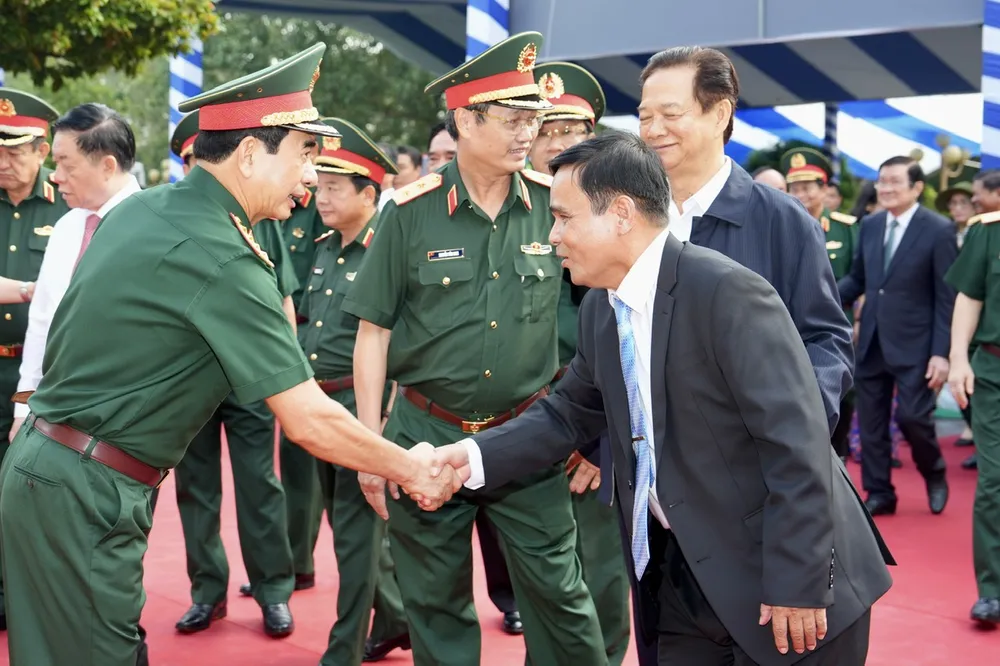 Bộ trưởng Bộ Quốc phòng gặp mặt đại biểu cán bộ cao cấp quân đội nghỉ hưu khu vực phía Nam-dai-tuong-phan-van-giang-gap-can-bo-nghi-huu (3).jpg