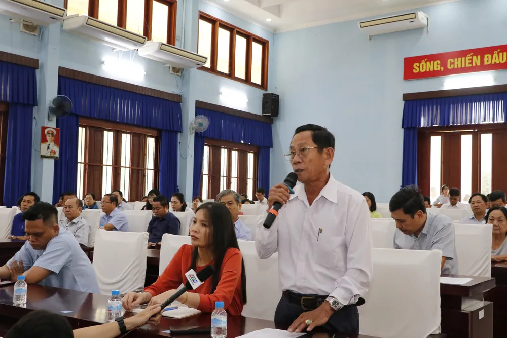 Chủ tịch HĐND TP.HCM Nguyễn Thị Lệ trả lời cử tri về gỡ vướng các dự án treo