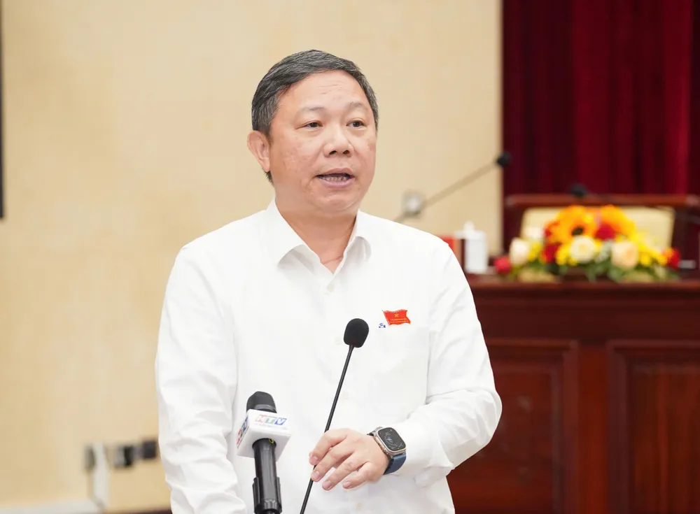 Đại biểu HĐND TP.HCM lên tiếng về tình trạng lãng phí tài sản công -chong-lang-phi-tai-san-cong-tphcm.jpg