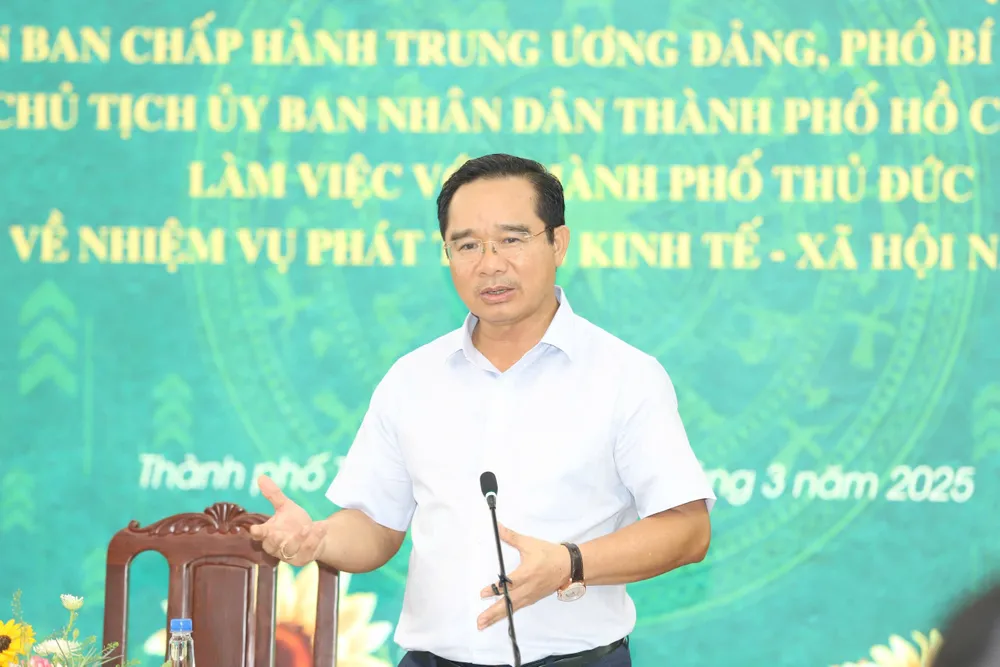 Chủ tịch UBND TP.HCM Nguyễn Văn Được nói về chiến lược 1-4-1 mà TP Thủ Đức có thể nghiên cứu. Ảnh: THANH THÙY Chủ tịch TP.HCM Nguyễn Văn Được: TP Thủ Đức cần phát triển theo mô hình chiến lược 1-4-1-tp-thu-duc-chu-tich-tphcm-lam-viec.jpg