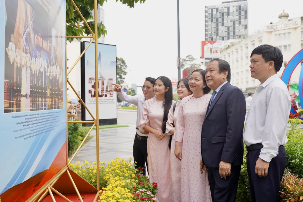 bao-chi-tphcm (2)1.JPG