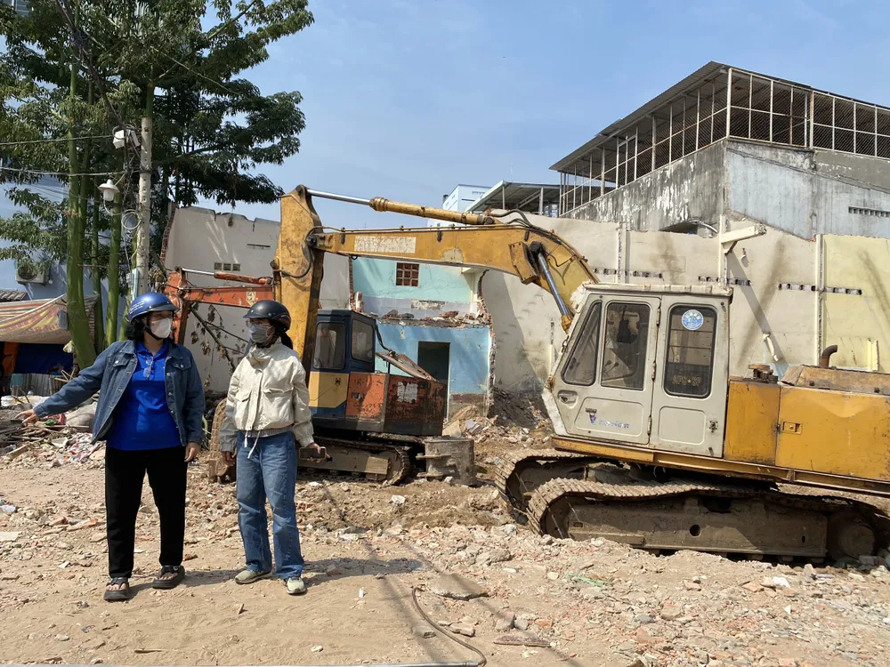 bao-chi-tphcm (6).jpg