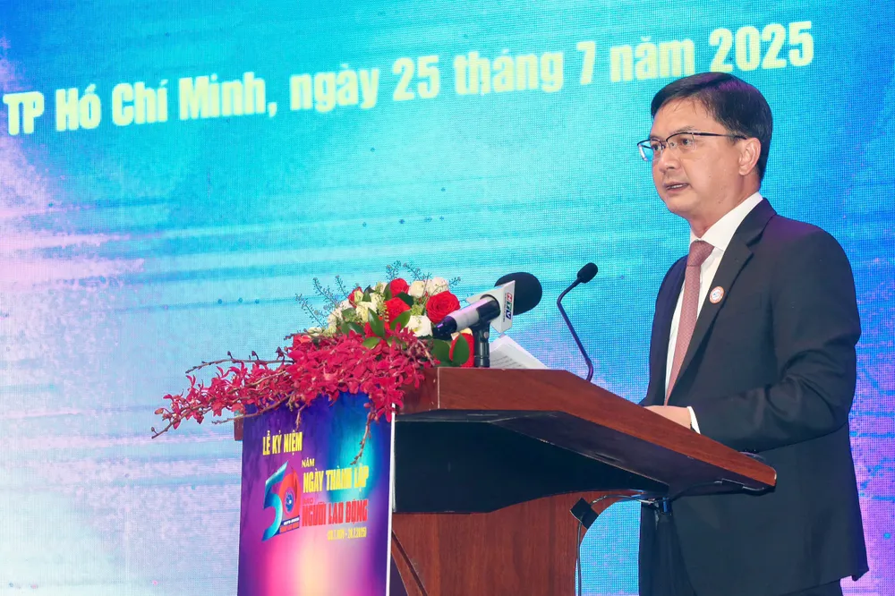 Báo Người Lao Động kỷ niệm 50 năm thành lập-50-nam-bao-nguoi-lao-dong (8).jpg