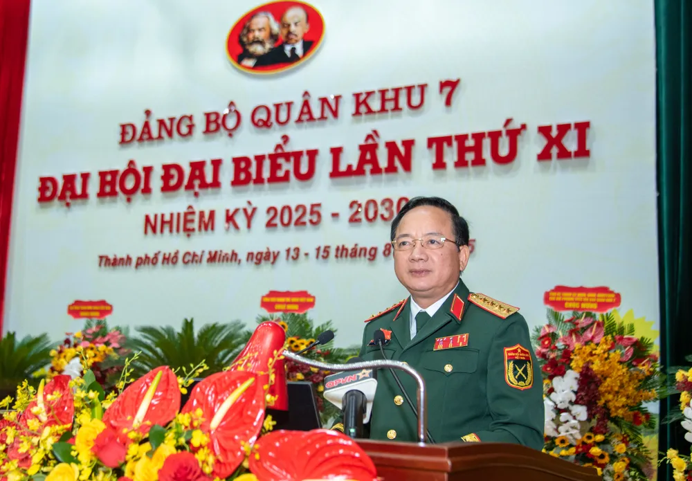 Dấu ấn 'Đại hội không giấy' tại Đảng bộ Quân khu 7 31.jpg