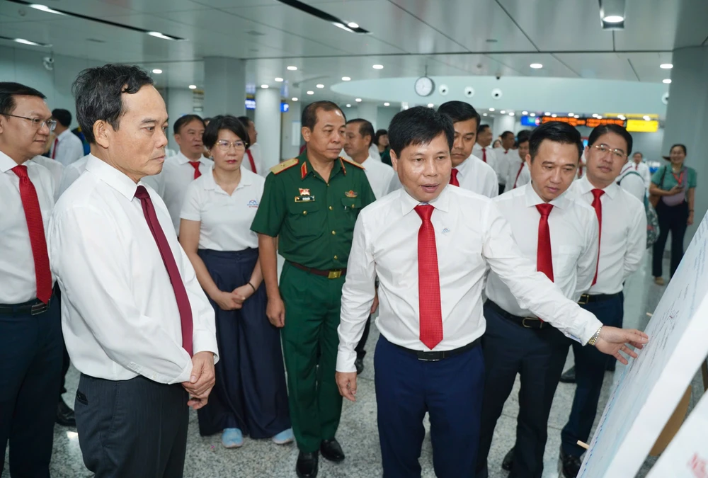  Đại hội Đảng bộ TP.HCM (4).jpg