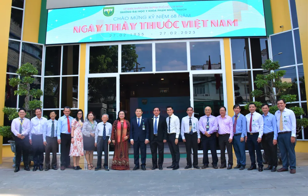 Các giảng viên, y bác sĩ đang công tác tại trường ĐH Y khoa Phạm Ngọc Thạch. Ảnh: THẢO PHƯƠNG