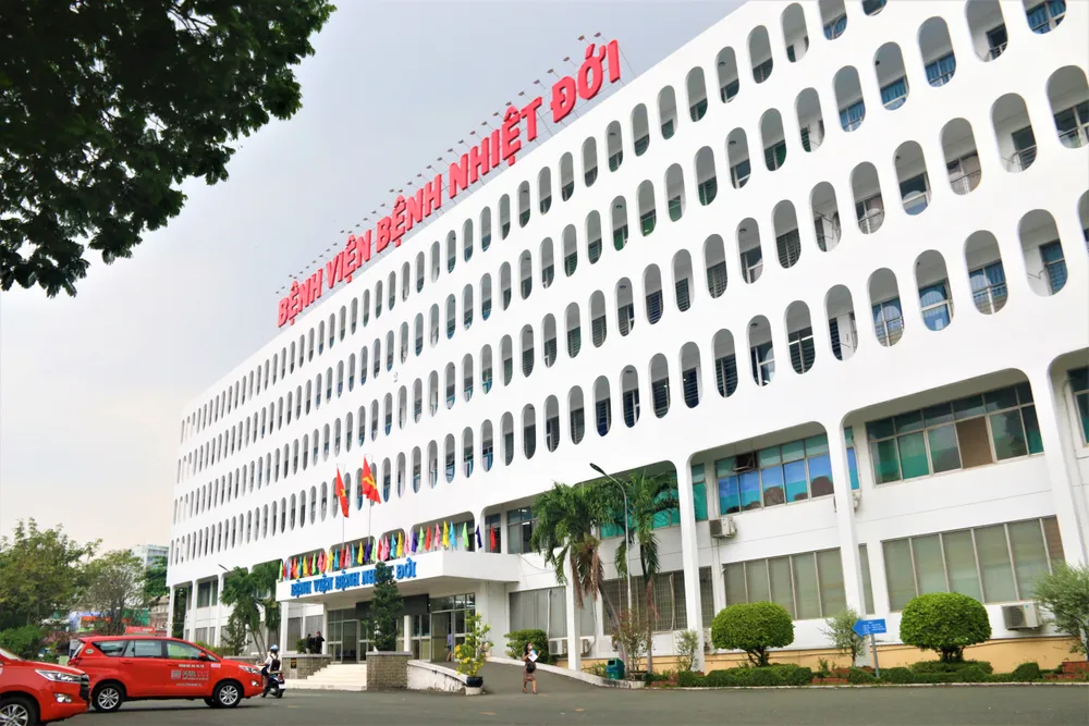 Bệnh viện Bệnh nhiệt đới (TP.HCM) là nơi điều trị các bệnh nhân mắc đậu mùa khỉ. Ảnh: THẢO PHƯƠNG benh-nhan-dau-mua-khi-tu-vong-4957-3883.jpg