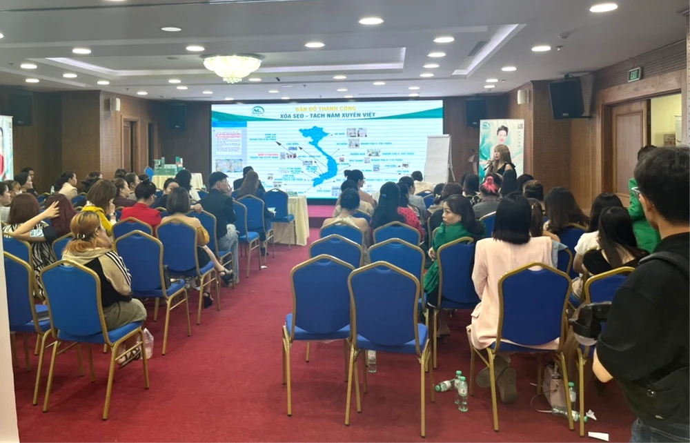 Đại hội da liễu không phép diễn ra tại tầng 2 tòa nhà 289 Điện Biên Phủ, phường Võ Thị Sáu, quận 3, TP.HCM. Ảnh: SYT Đại hội da liễu - 1