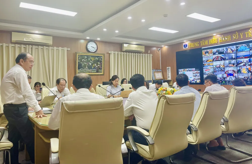 Sở Y tế tổ chức họp với các cơ sở y tế trực thuộc về tình hình phòng chống dịch sởi ở TP.HCM. Ảnh: THẢO PHƯƠNG sởi ở TP.HCM - 3
