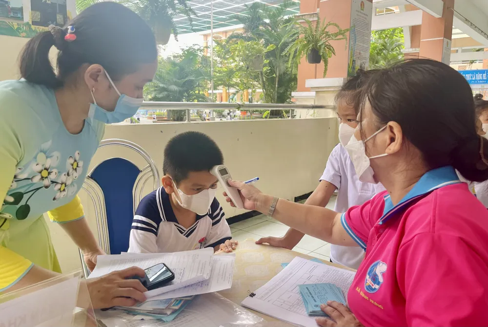 TP.HCM thành lập 4 đoàn kiểm tra phòng chống dịch sởi tại cơ sở giáo dục, cơ sở bảo trợ xã hội, cơ sở khám chữa bệnh, cộng đồng. Ảnh: THẢO PHƯƠNG phong-chong-dich-soi1.jpg