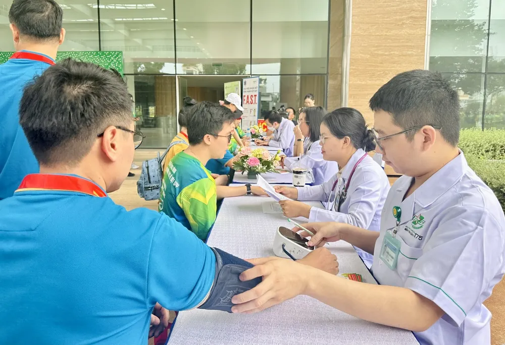 yếu tố nguy cơ bệnh nhân đột quỵ - 1