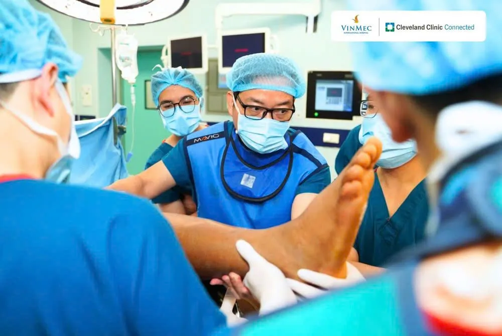 Bác sĩ nhận định khả năng lấy lại phong độ đỉnh cao của Xuân Son 5 Cập nhật tình hình ca phẫu thuật của Nguyễn Xuân Son cho tới hiện tại | Báo Pháp Luật TP. Hồ Chí Minh