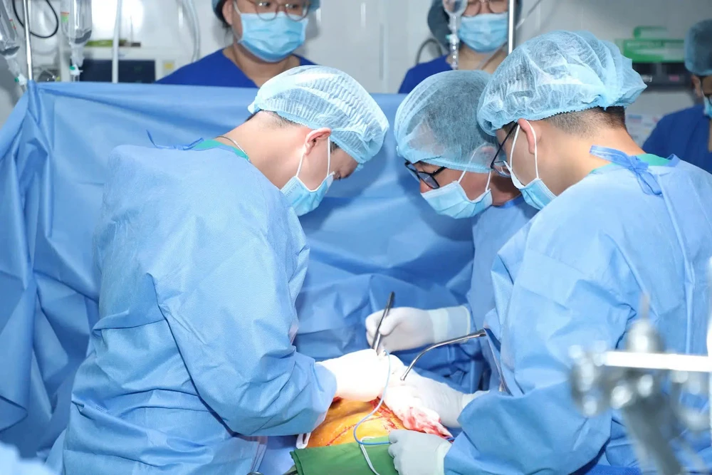 Ca hiến ghép tạng diễn ra thành công. Ảnh: BVCC hien-ghep-tang3.jpg