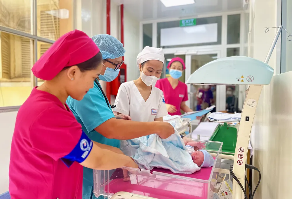 cơ sở y tế có nhân sự sử dụng thành thạo tiếng Anh