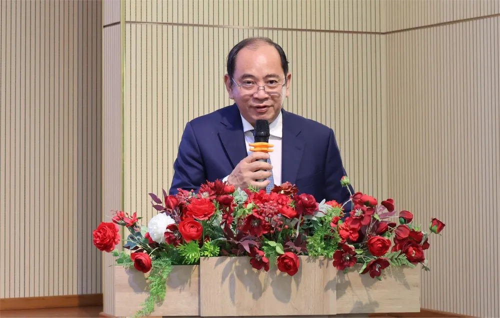 PGS.TS.BS Tăng Chí Thượng, Giám đốc Sở Y tế TP.HCM, chia sẻ tại hội nghị. Ảnh: THẢO PHƯƠNG nganh-y-te6.jpg