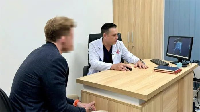 Bệnh viện Bình Dân phẫu thuật thành công cho doanh nhân Mỹ bị hẹp niệu đạo. Ảnh: BVCC Bệnh viện Bình Dân phẫu thuật thành công cho doanh nhân Mỹ