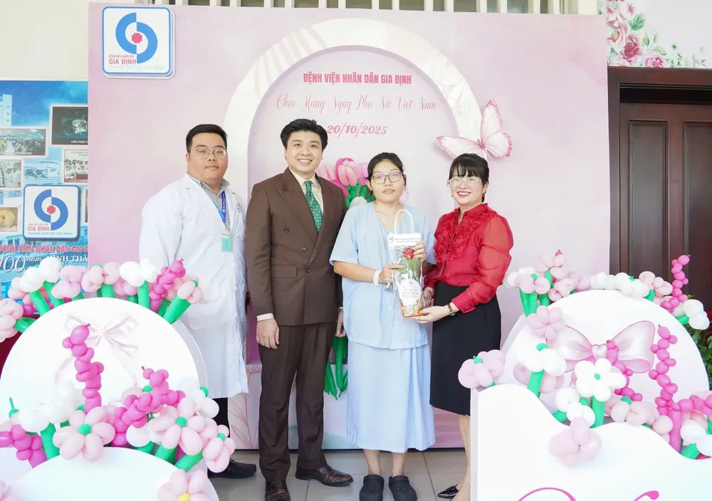 kỷ niệm Ngày Phụ nữ Việt Nam 20-10