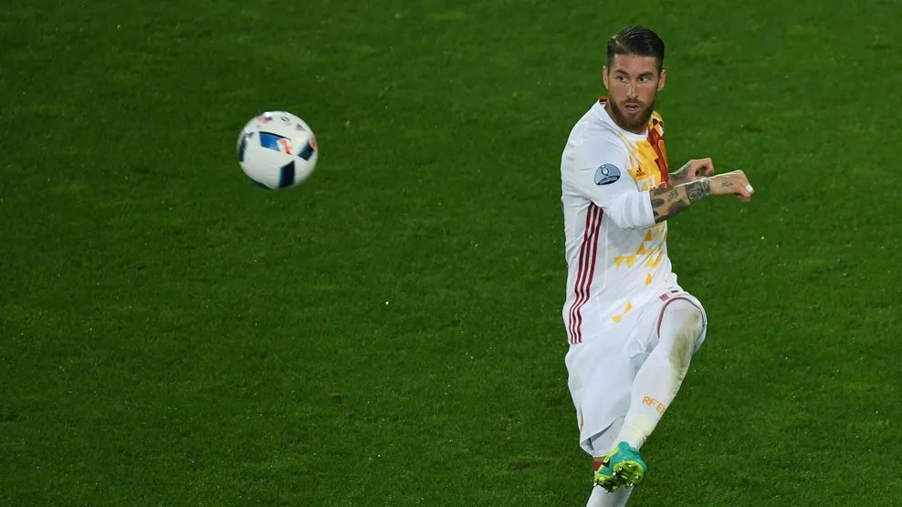 Garbine Muguruza hâm mộ chàng tiền vệ chạy cánh Sergio Ramos