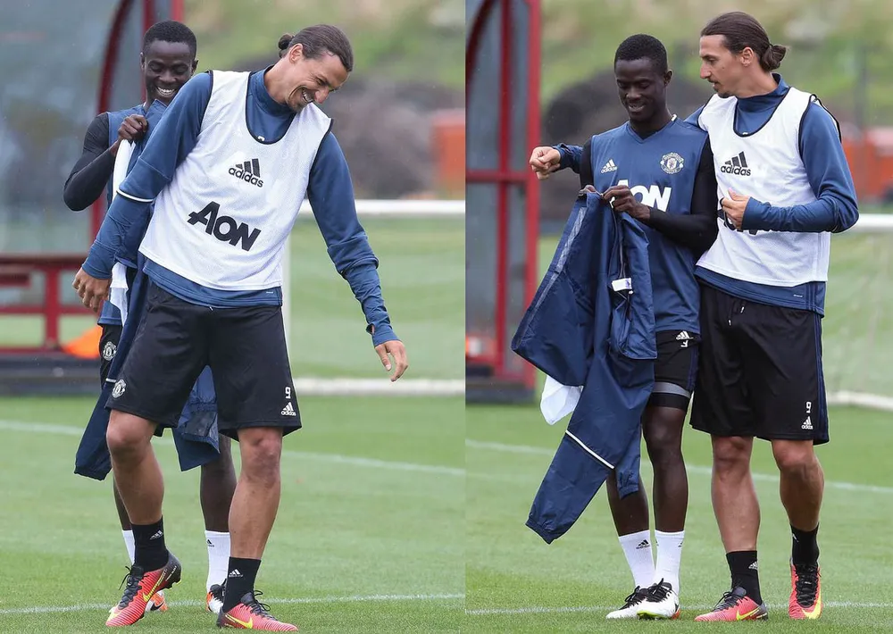 Zlatan Ibrahimovic và buổi tập đầu tiên trong màu áo Quỷ đỏ ảnh 2 Zlatan Ibrahimovic và buổi tập đầu tiên trong màu áo Quỷ đỏ ảnh 2