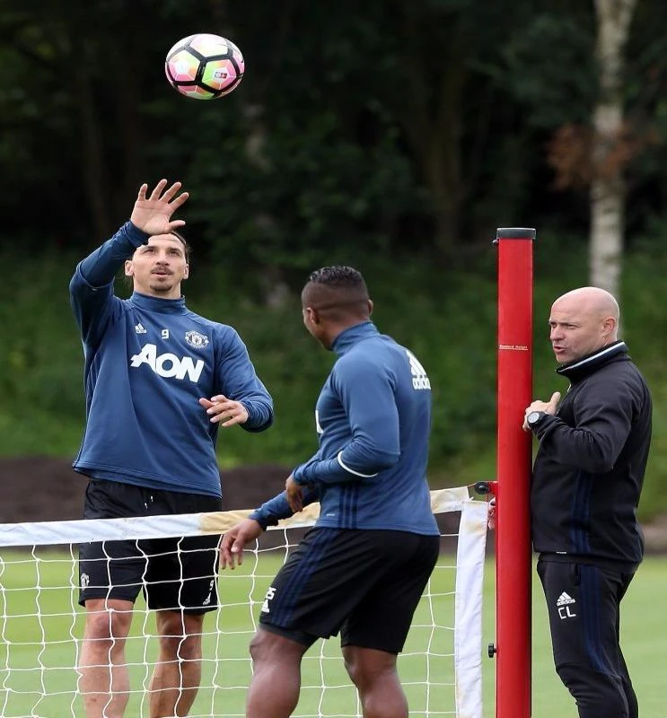 Ibrahimovic tin vào khả năng ghi bàn của mình trong màu áo M.U