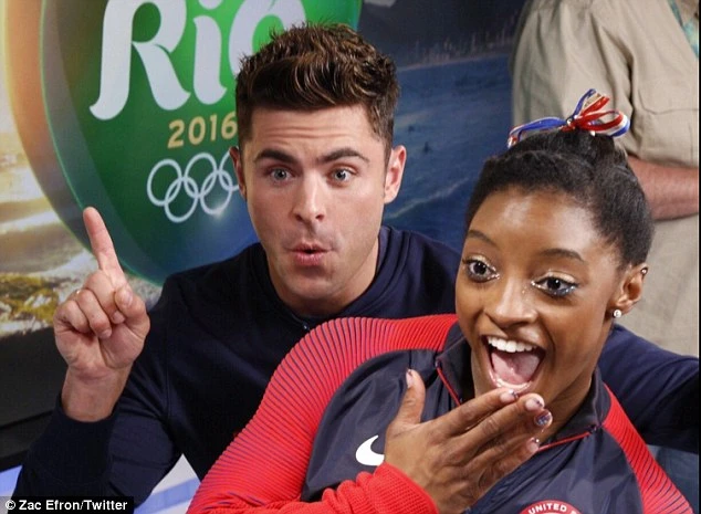 Nhờ đoạt 4 HCV Olympic, Simone Biles đã gặp được ‘soái ca’ trong mộng ​ ảnh 2