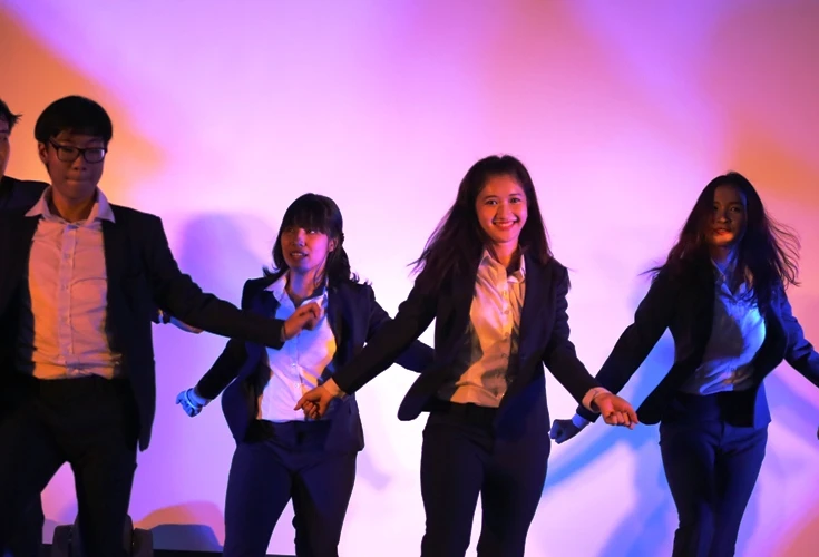 Đoàn Việt Nam mang thông điệp hòa bình lên đoàn tàu Đông Nam Á ảnh 7 Đoàn Việt Nam mang thông điệp hòa bình lên đoàn tàu Đông Nam Á ảnh 7