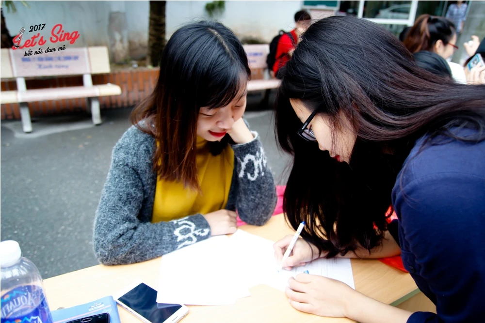 Trường Luật mở sân chơi âm nhạc, tổ chức du ca từ thiện ảnh 1