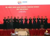 Các bộ trưởng ASEAN tuyên bố tăng cường phục hồi kinh tế 