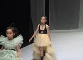 Hơn 350 mẫu nhí trên sàn diễn Vietnam Junior Fashion Week