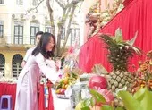 Học sinh tự tay sắm lễ vật giỗ tổ Hùng Vương