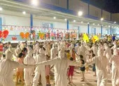 Các y bác sĩ thực hiện hành trình tình nguyện lịch sử chưa từng có ảnh 2 1.200 trẻ em là F0 ở Bình Dương vui vẻ ca hát trong đêm trung thu đặc biệt