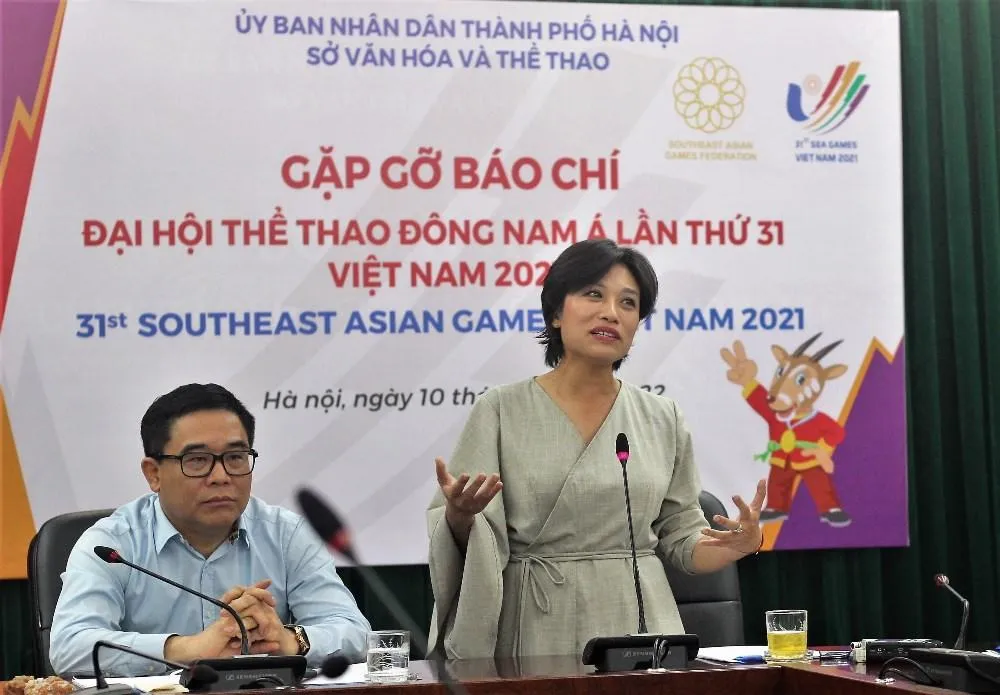 NSƯT Trần Ly Ly, tổng đạo diễn chương trình phát biểu tại buổi gặp gỡ. Ảnh: VIẾT THỊNH NSƯT Trần Ly Ly, tổng đạo diễn chương trình phát biểu tại buổi gặp gỡ. Ảnh: VIẾT THỊNH