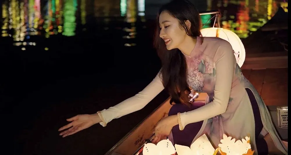 Hình ảnh Đoàn Hồng Trang trong video. Ảnh chụp màn hình.