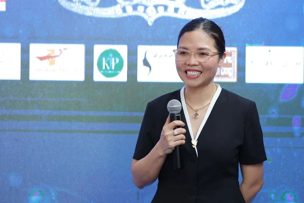 Bà Nguyễn Thị Thanh Thùy trả lời câu hỏi báo chí. Ảnh: VT