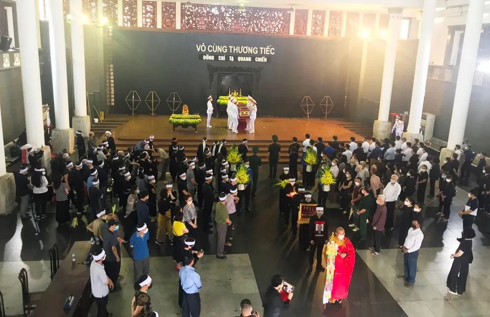 Lễ di quan được tổ chức vào sáng cùng ngày.