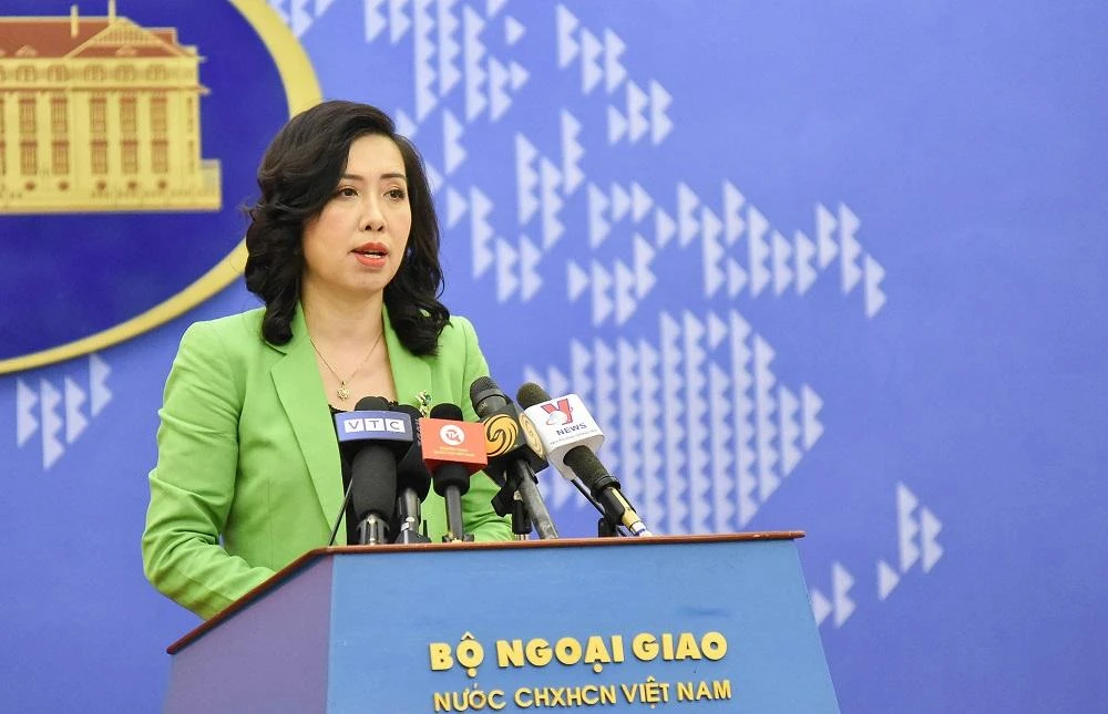 Người phát ngôn Bộ Ngoại giao Lê Thị Thu Hằng tại cuộc họp báo ngày 7-7. Ảnh: VT